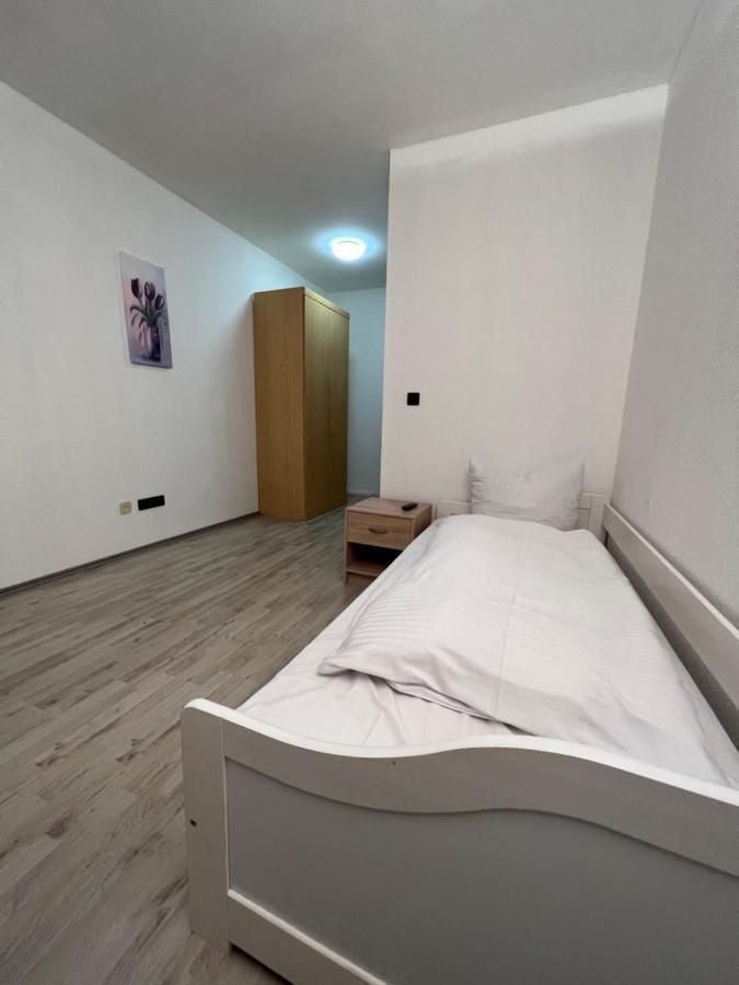 Hotel Zum Ruecking نورتهايم المظهر الخارجي الصورة